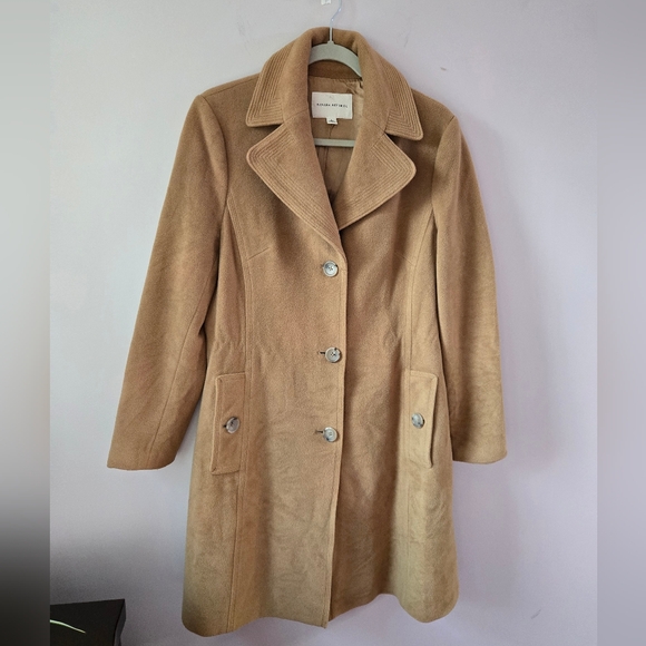 Banana Republic Jackets & Blazers - Banana Republic Camel Wool Blend Tailored Long Coat - Size Large